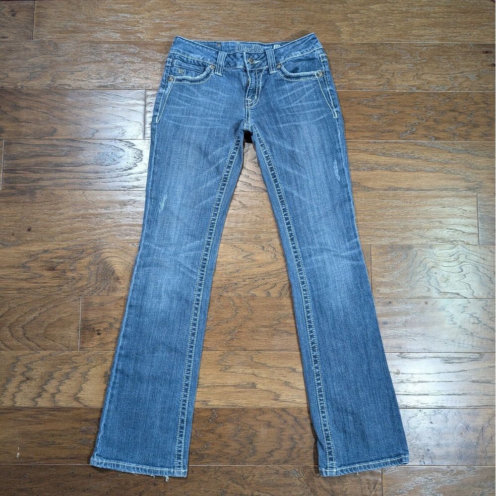 Miss Me Jeans Distressed Boot Cut Rhinestone Pockets JP5010B Womens Size 28x33